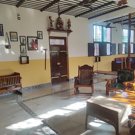 Appartement Maha Periyava Kuteeram à Kumbakonam Extérieur photo