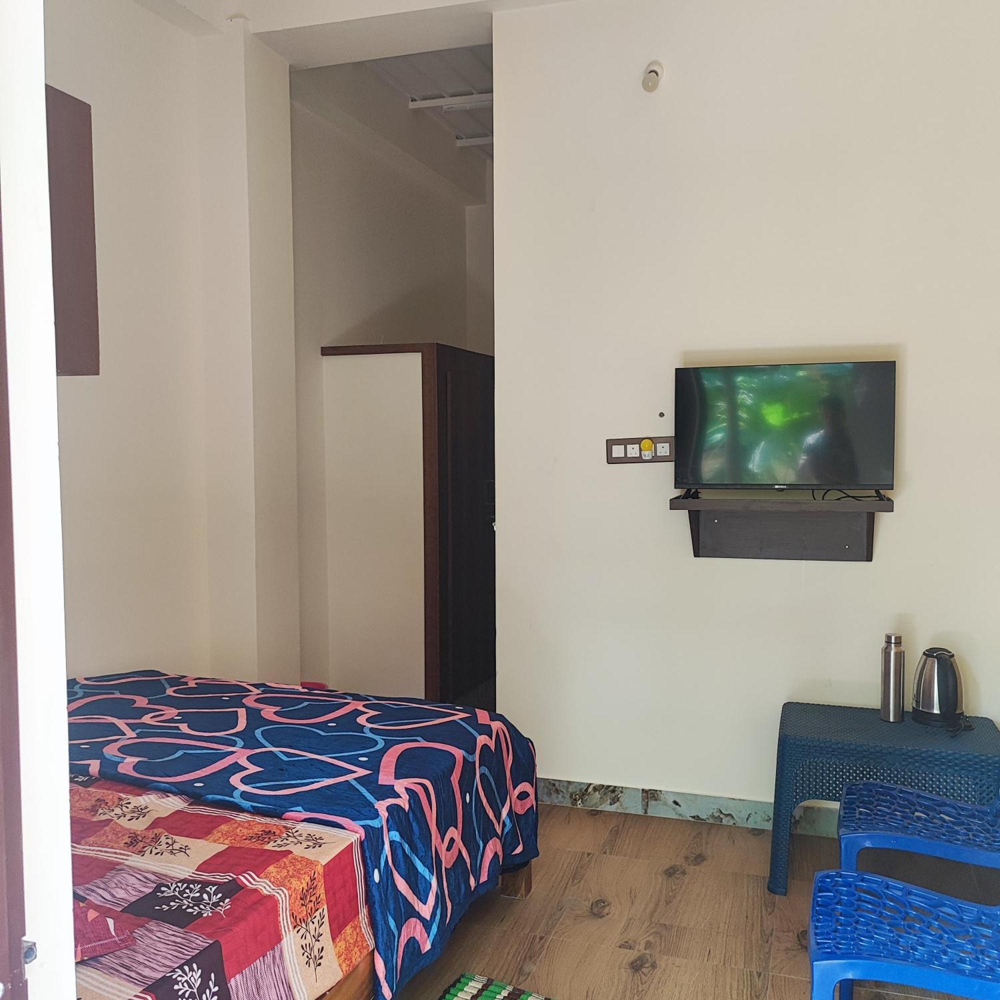 Appartement Maha Periyava Kuteeram à Kumbakonam Extérieur photo