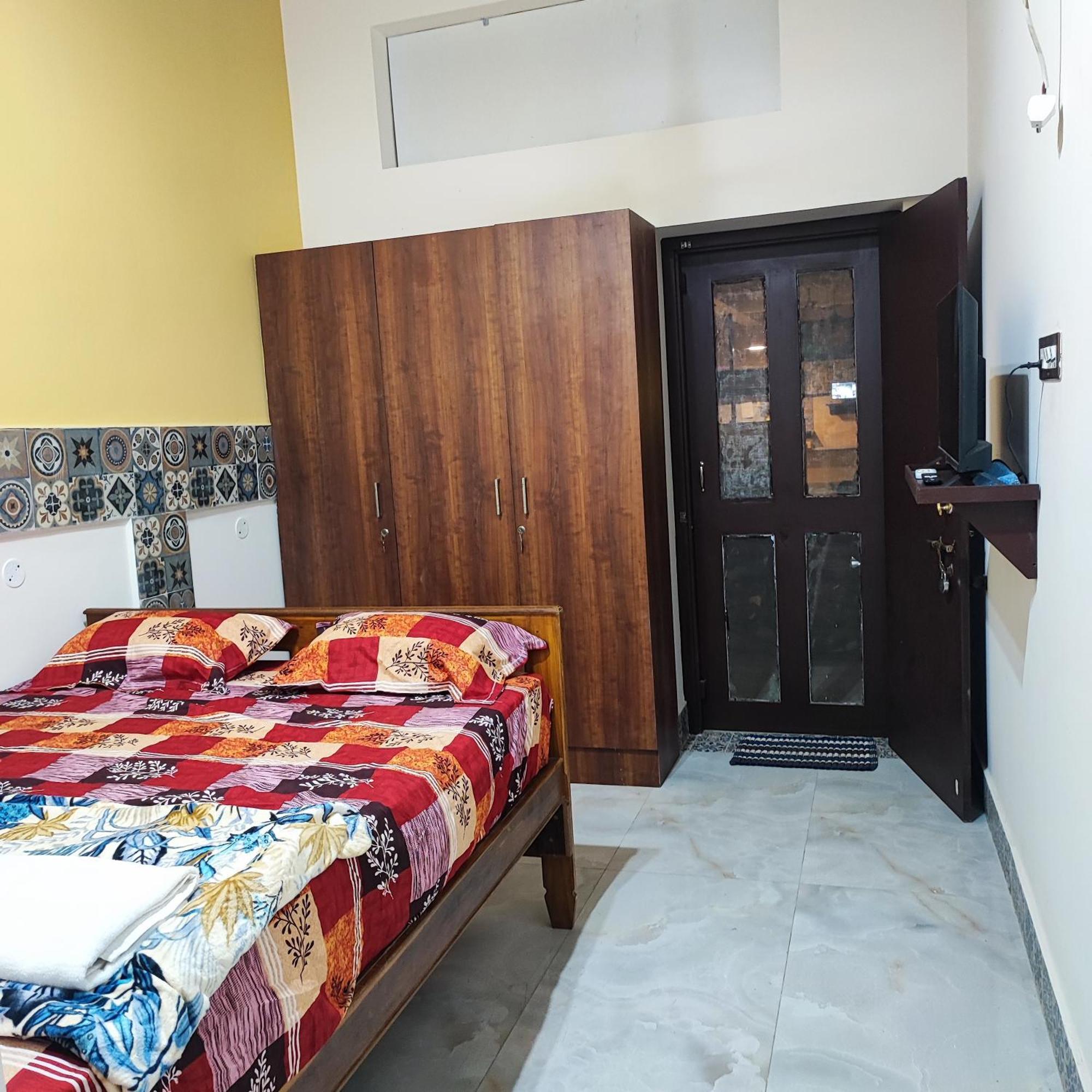 Appartement Maha Periyava Kuteeram à Kumbakonam Extérieur photo